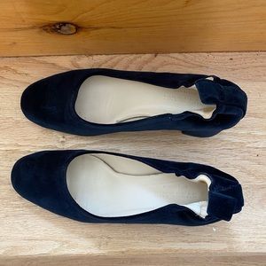 Everlane Day Heel - Navy Velvet
